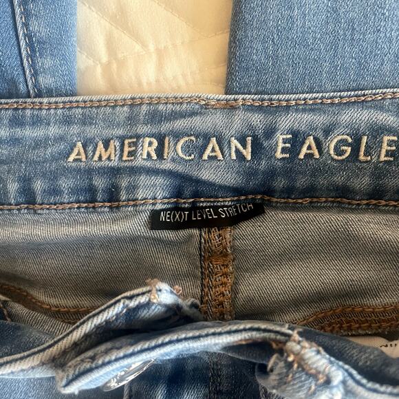 American Eagle Next Level Stretch Distressed Jegging Sz 2 Short - Picture 5 of 7